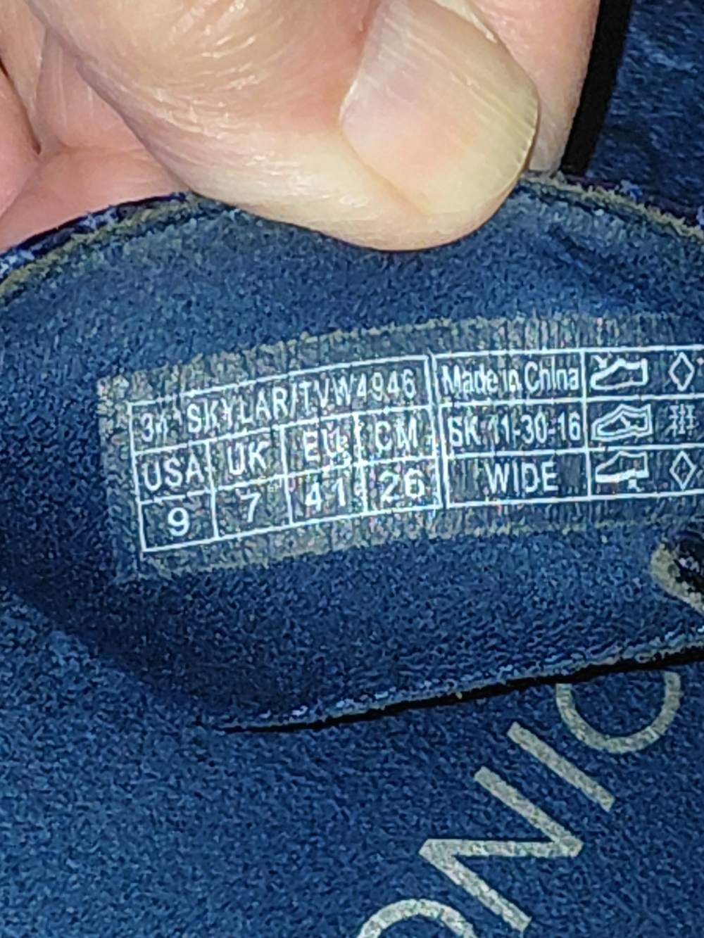 EUC Sz 9 WIde Vionic Skylar Navy Blue Snake-Embossed Leather Slide Sandals - Picture 3 of 10